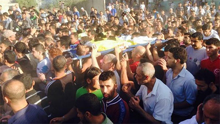 Las bombas de la Marina israelí persiguen a los niños de Gaza